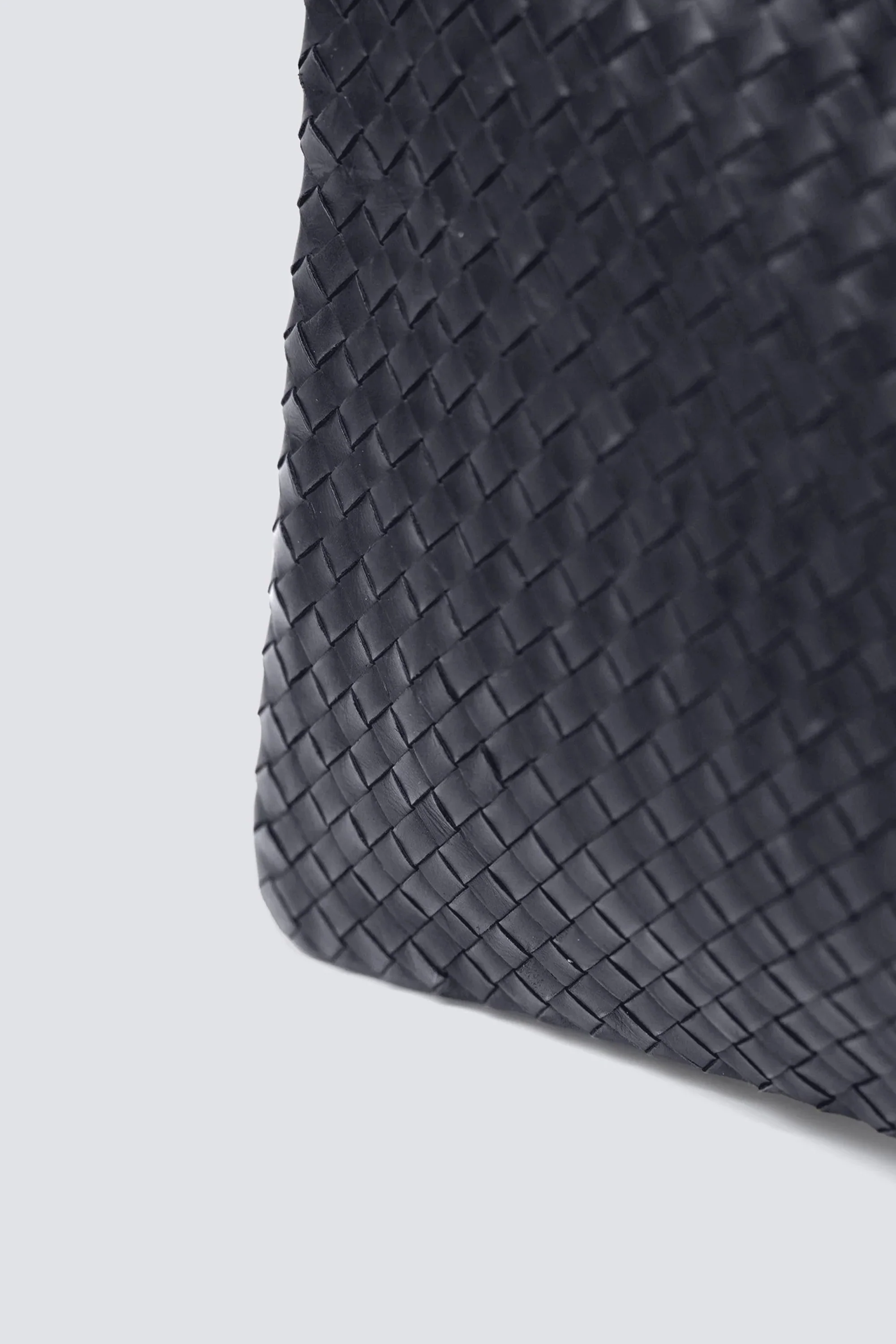 A4 Pochette Black - Image 4