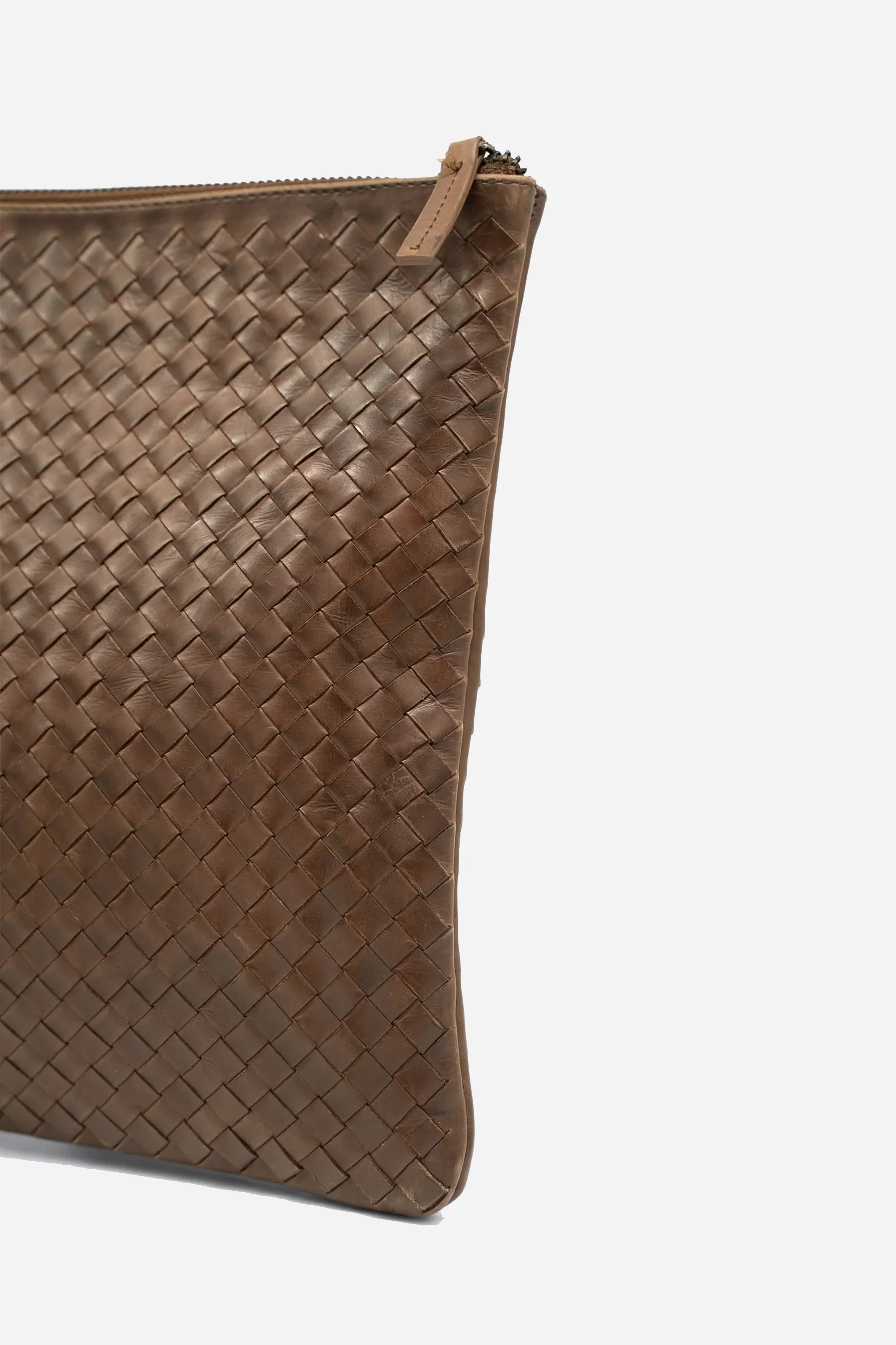 A4 Pochette Dark Brown - Image 2