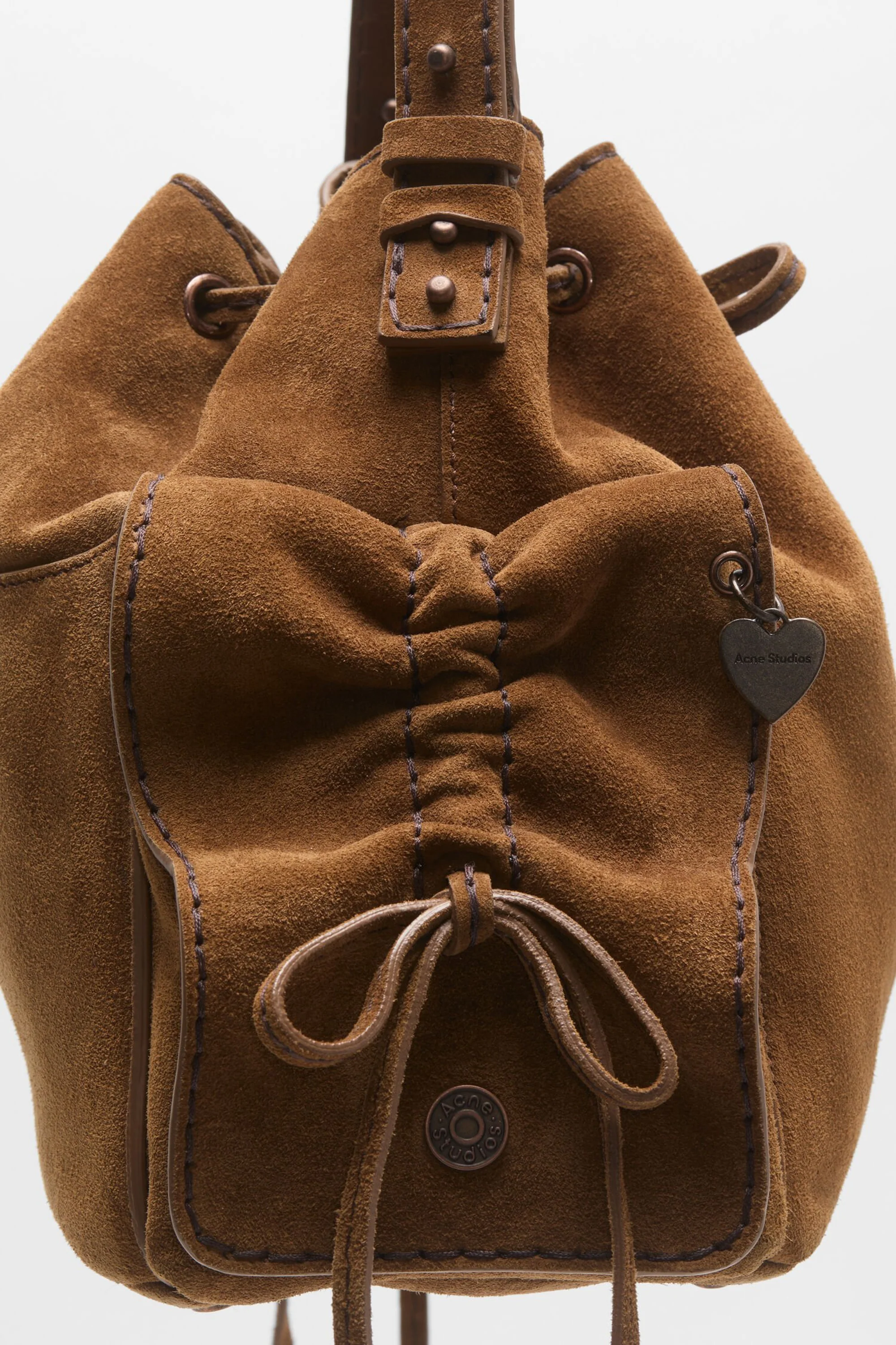 Multipocket Suede Bucket Bag Cognac Brown - Image 2