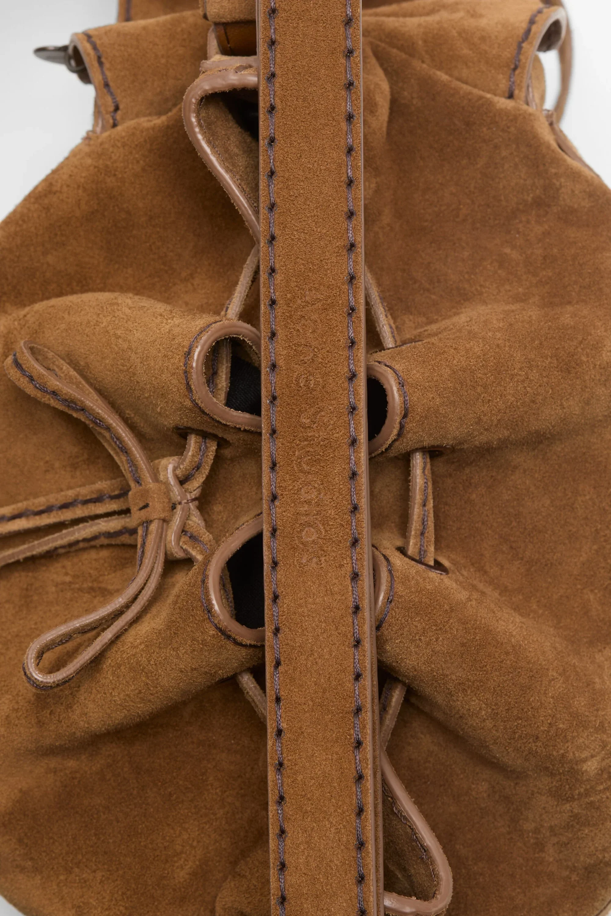 Multipocket Suede Bucket Bag Cognac Brown - Image 4
