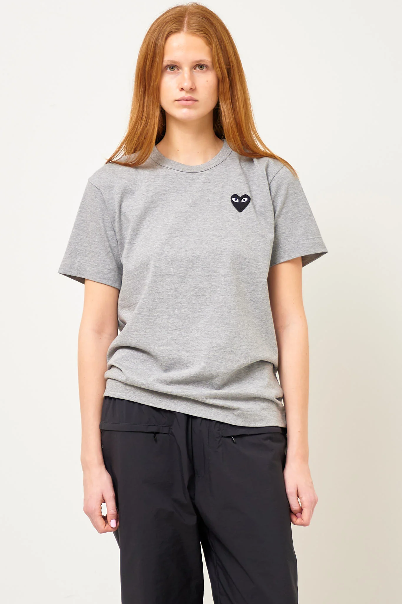 Black Heart T-shirt Grey - Image 6