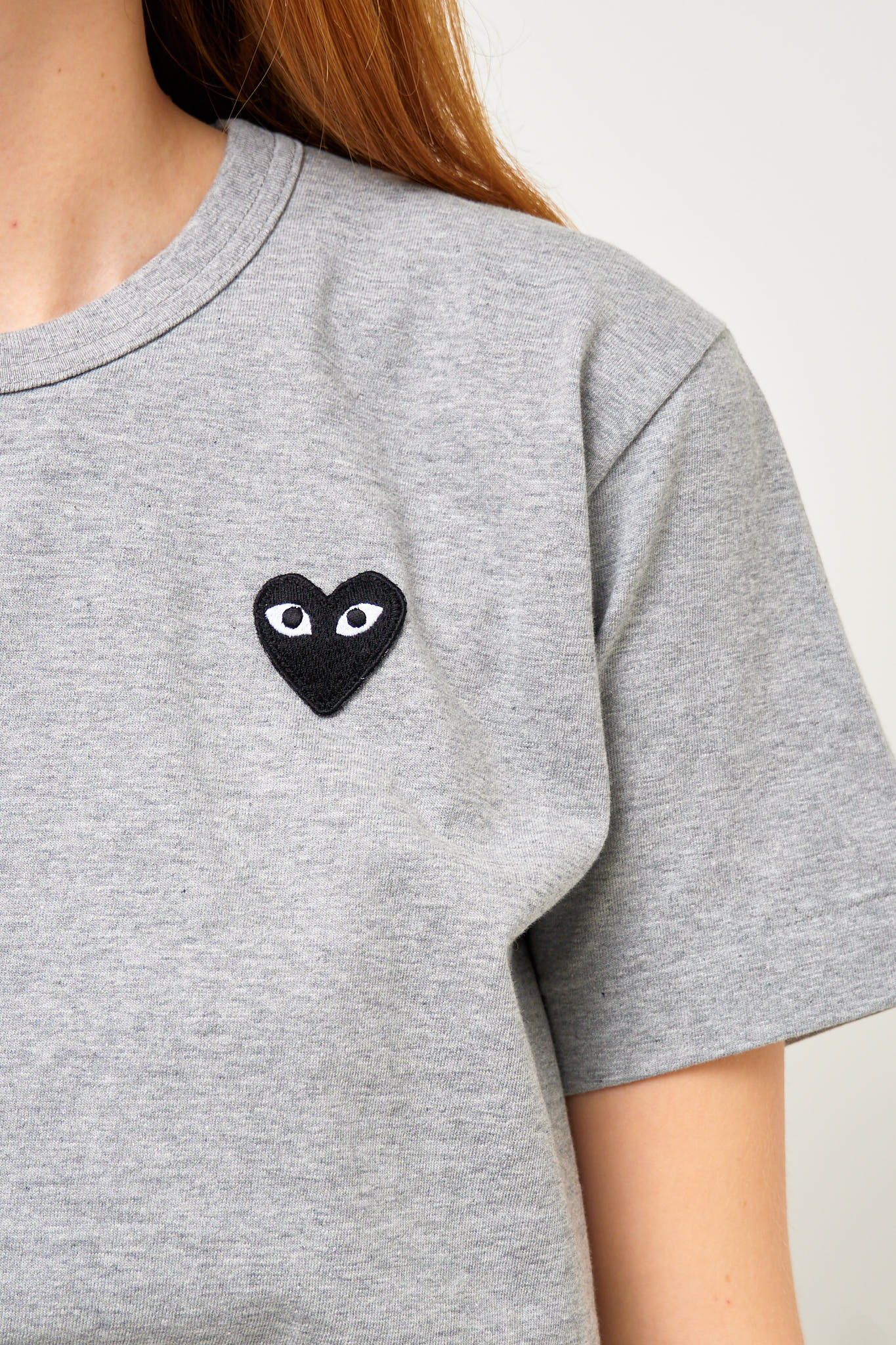 Black Heart T-shirt Grey - Image 8