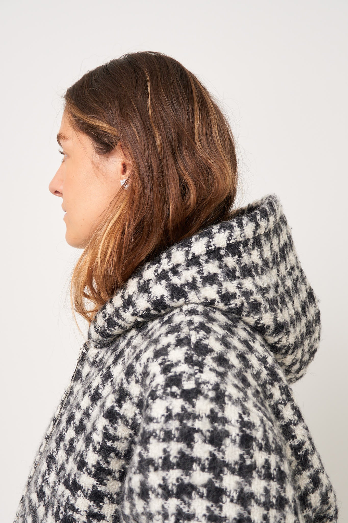 Bouclé Hooded Zip-Up Jacket Houndstooth Black/White - Image 7