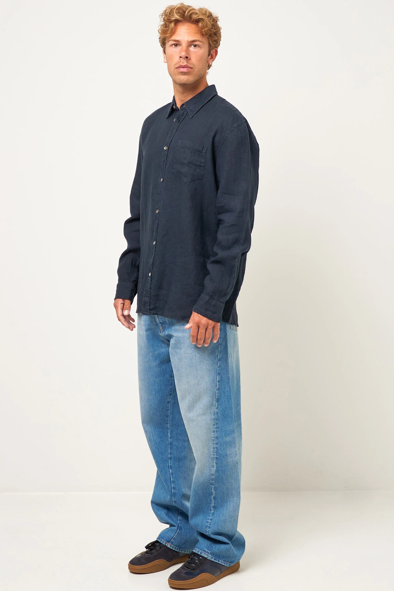 Brook Shirt Linen Navy - Image 5