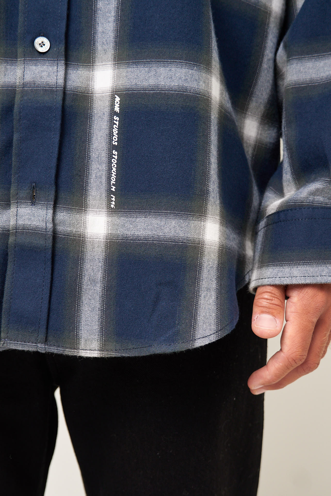 Button-Up Shirt Navy Multi - Image 3