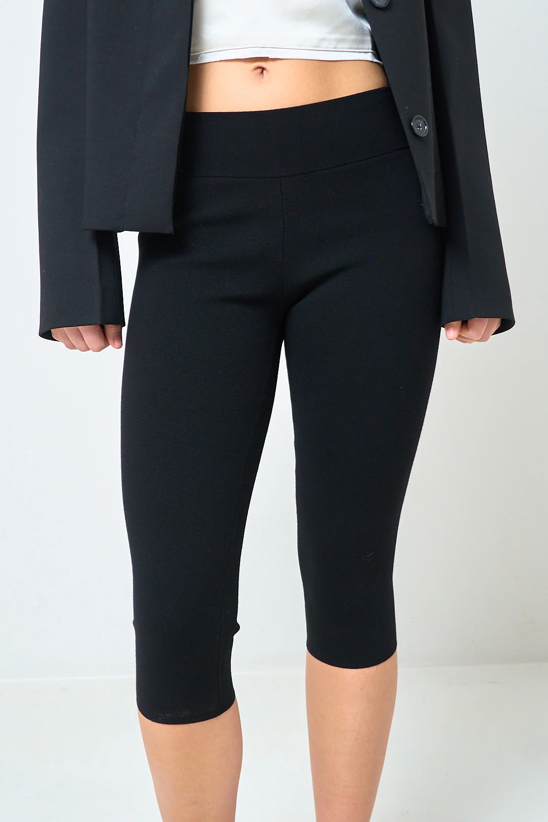 Capri Knit Leggings Black - Image 3