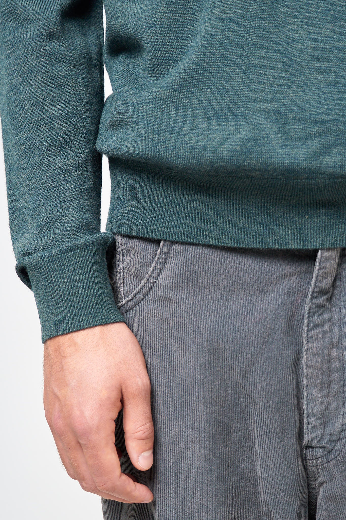 Carlo Merino V-Neck Knit Green Melange - Image 6