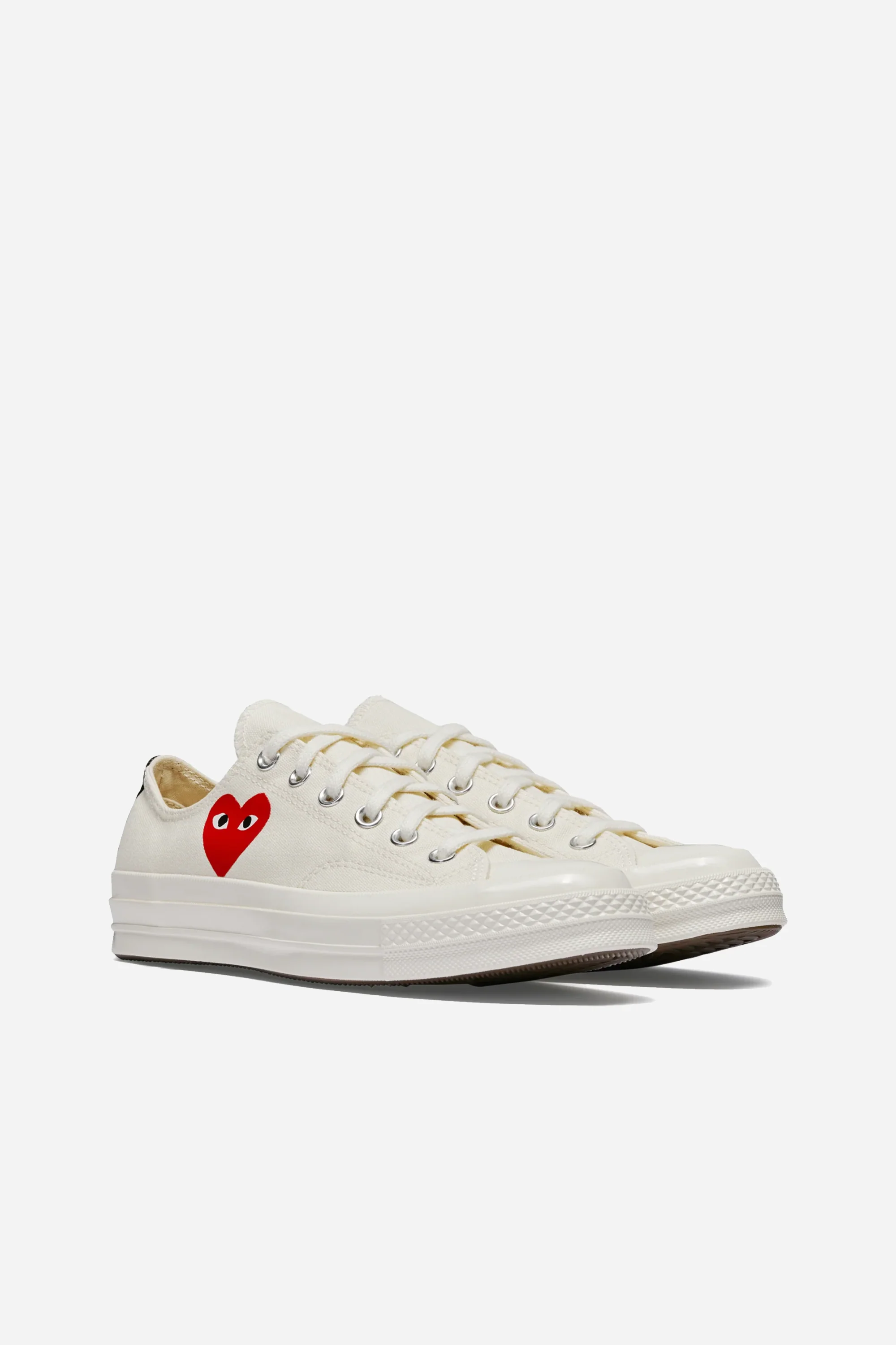 Converse Small Red Heart Low Beige - Image 2
