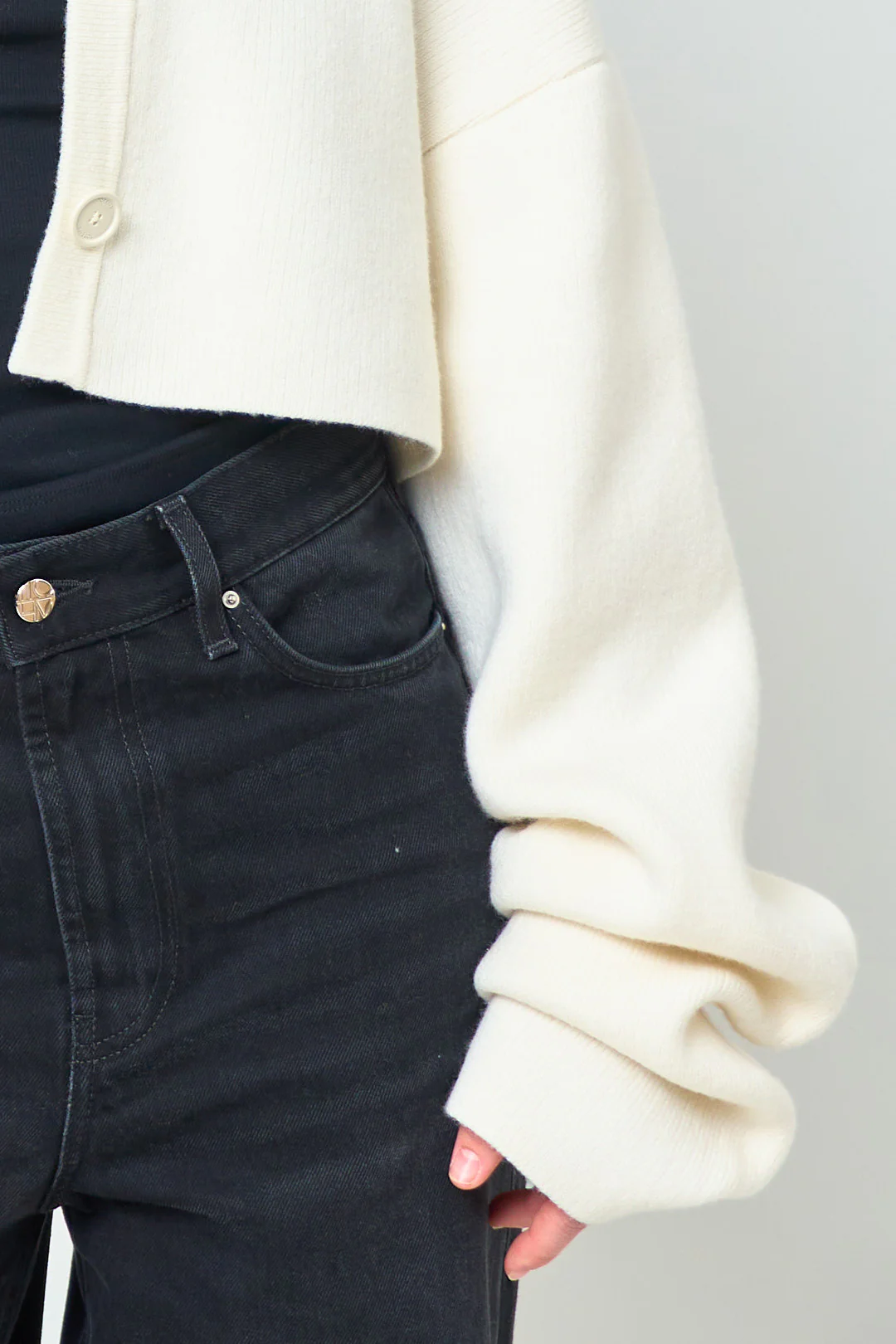 Cropped Oversized Cardigan Milk - Image 6