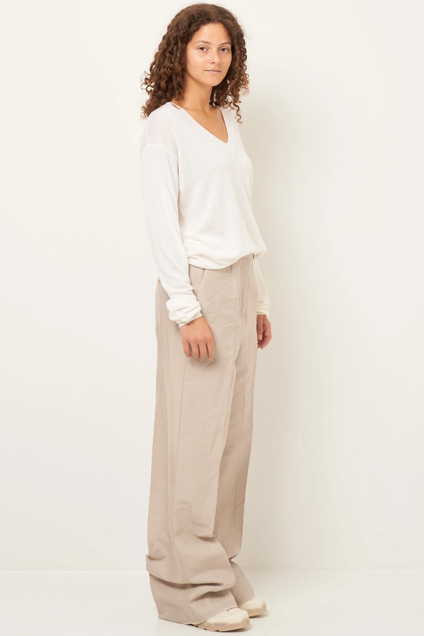 Ebba Wool Silk V-Neck Off White - Image 5