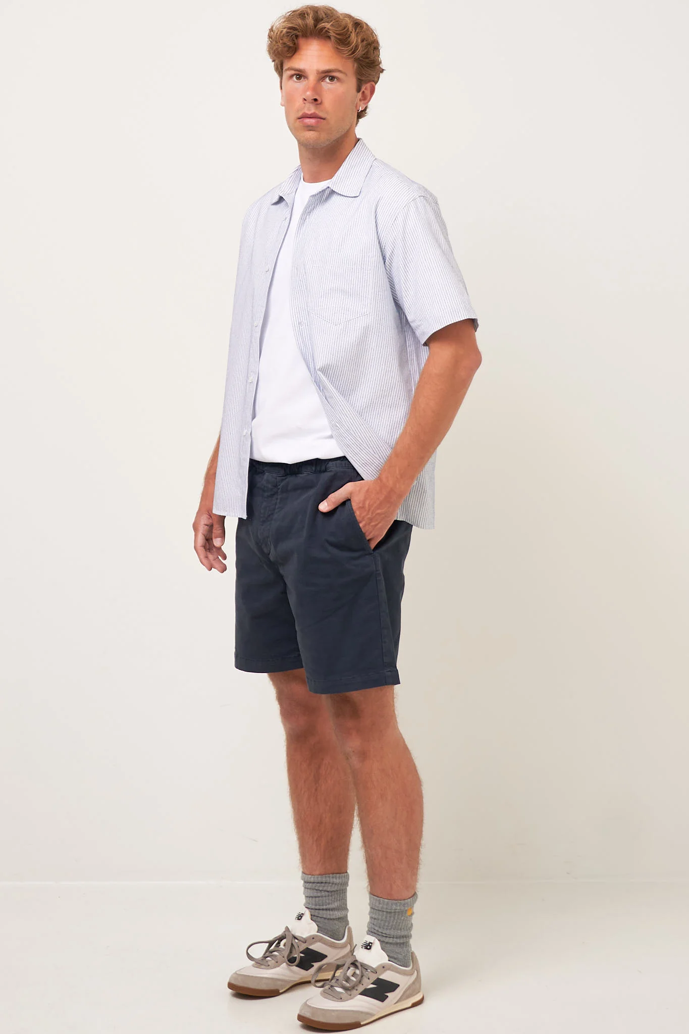Field Shorts Navy - Image 2