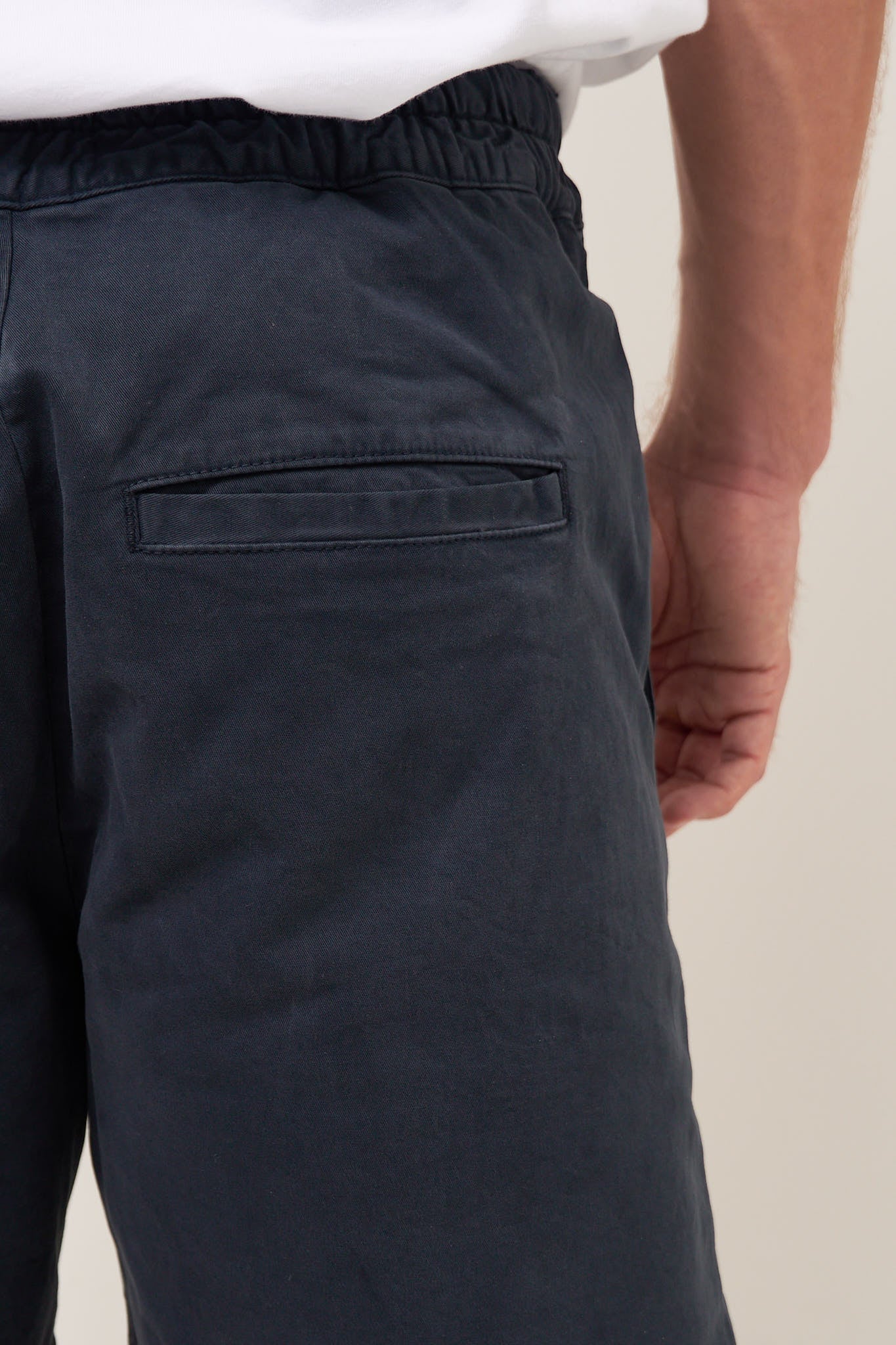 Field Shorts Navy - Image 5