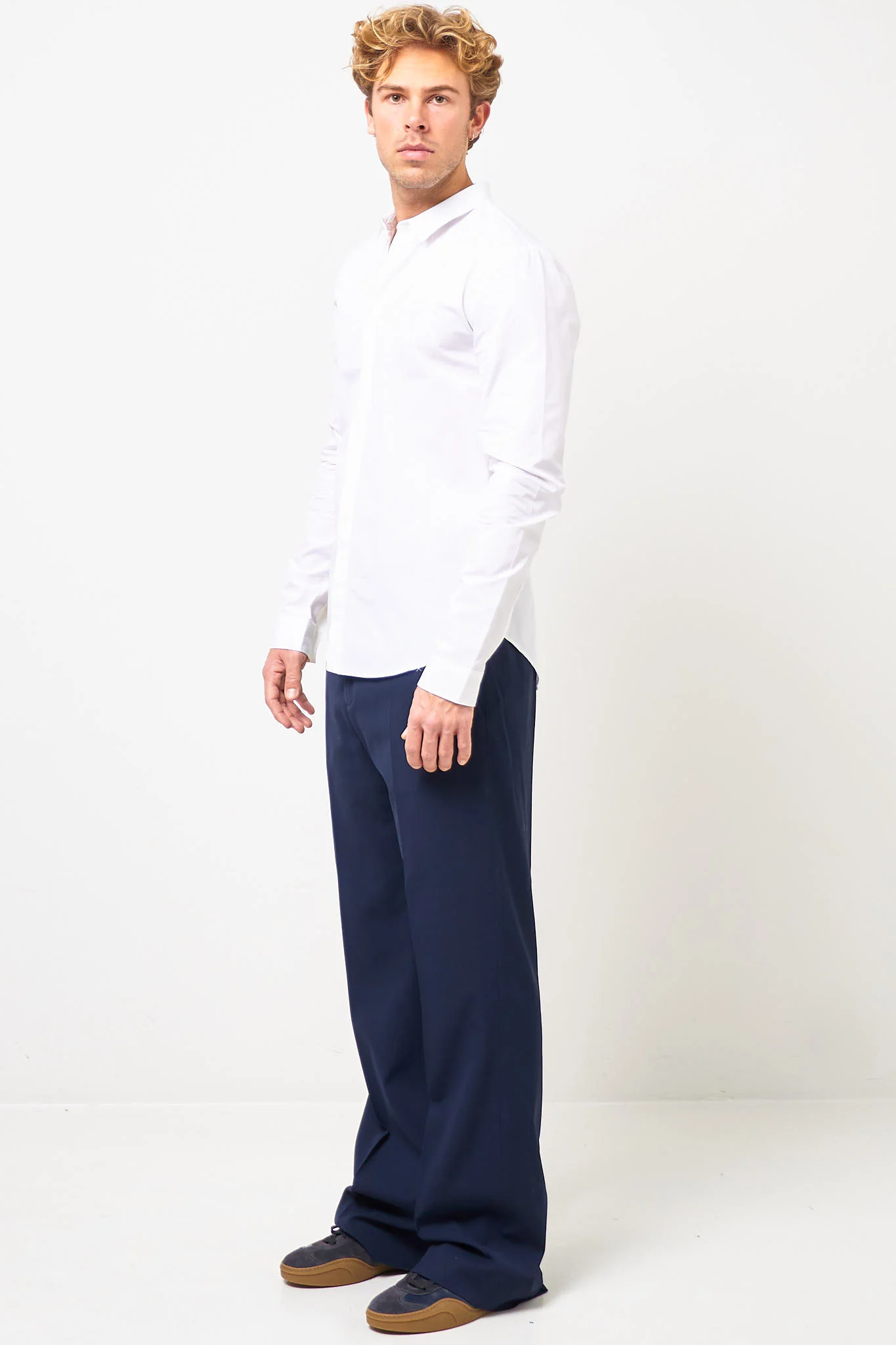 Fitted Button-Up Shirt White - Image 3