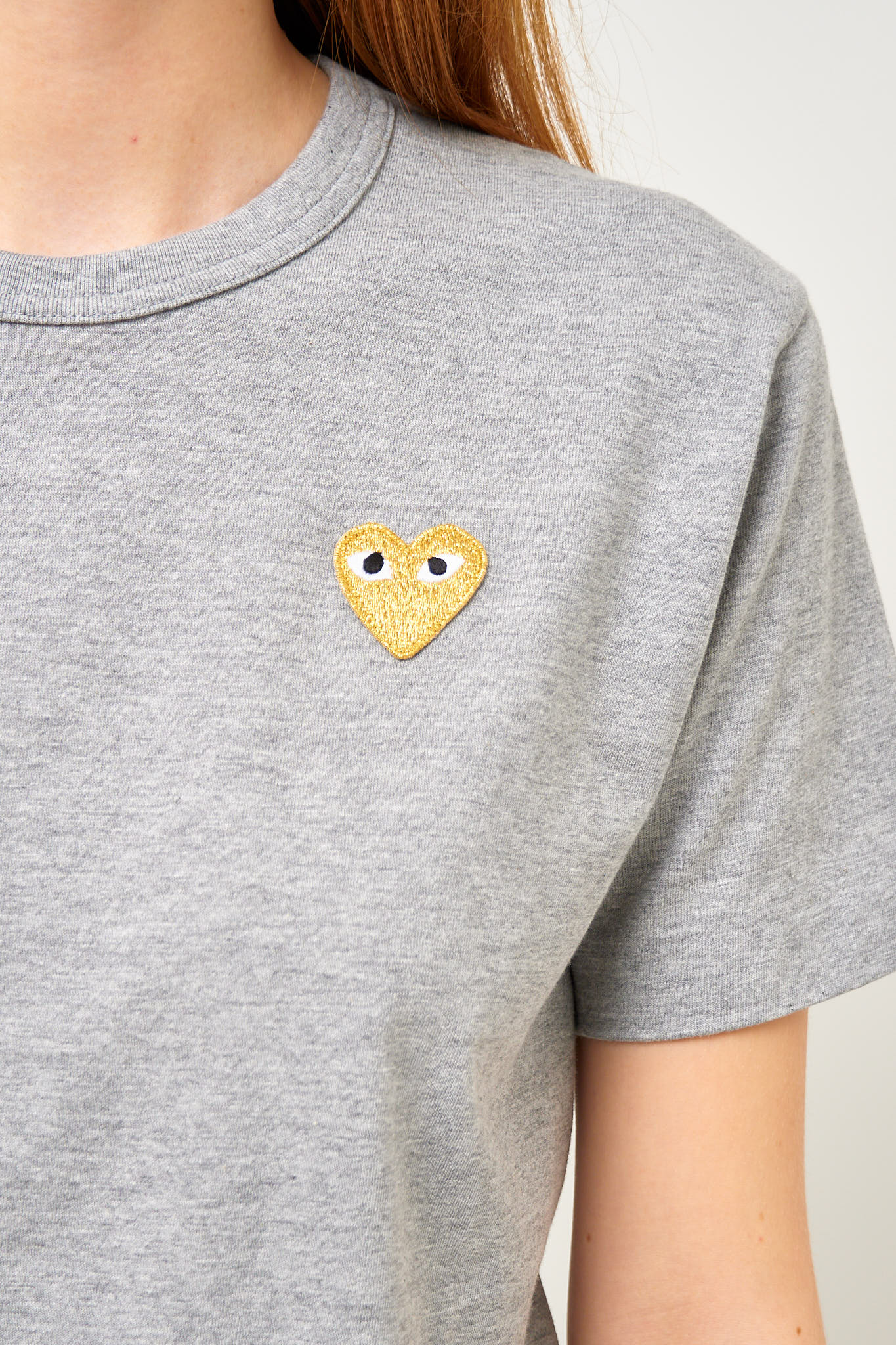 Gold Heart T-shirt Grey - Image 9