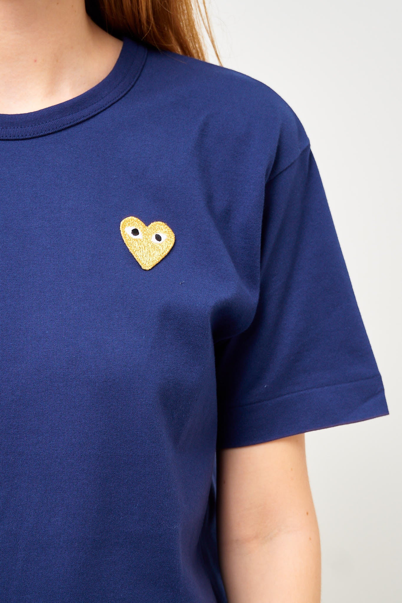 Gold Heart T-shirt Navy - Image 9