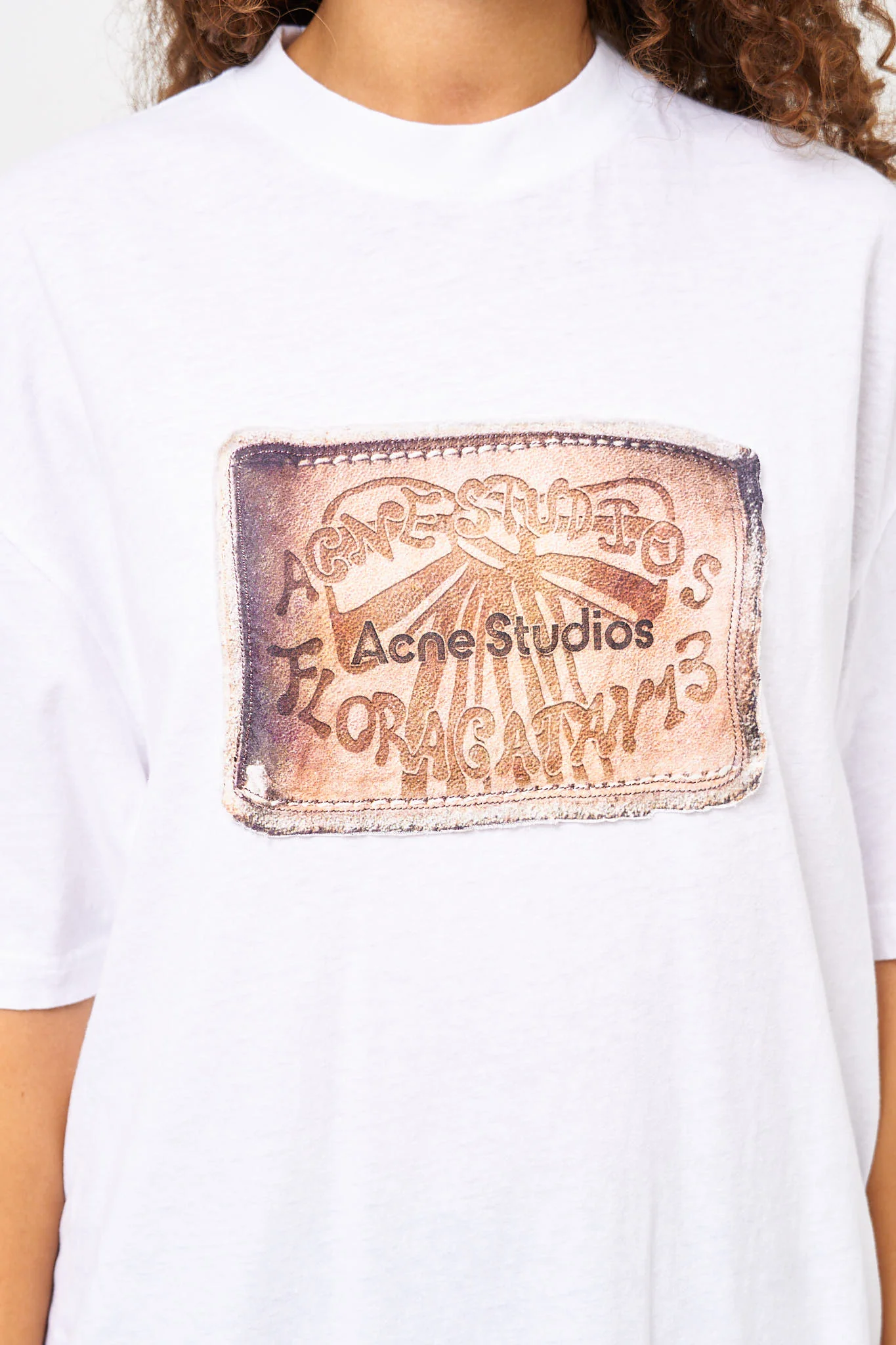 Logo T-Shirt White - Image 3