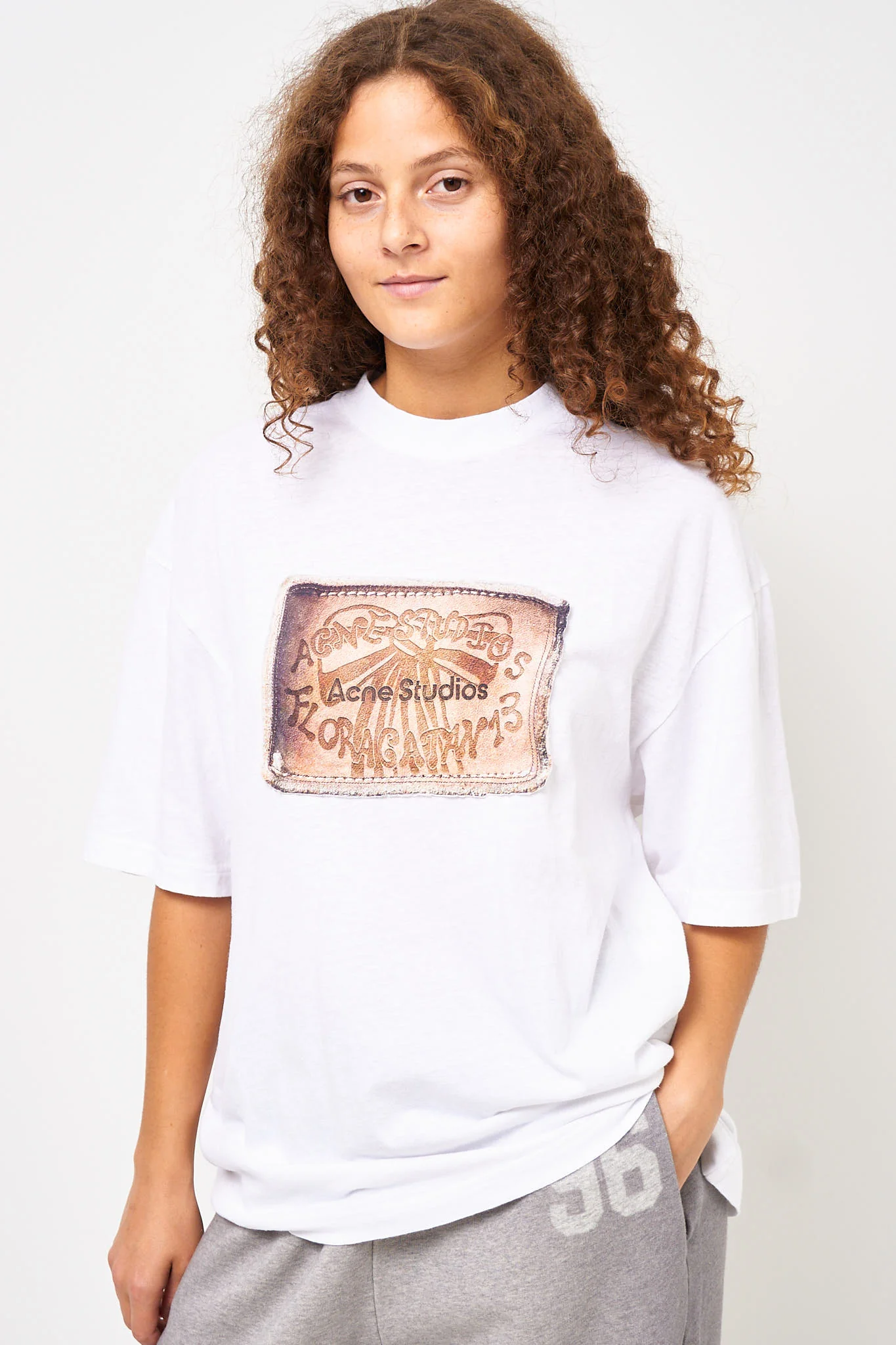 Logo T-Shirt White - Image 5
