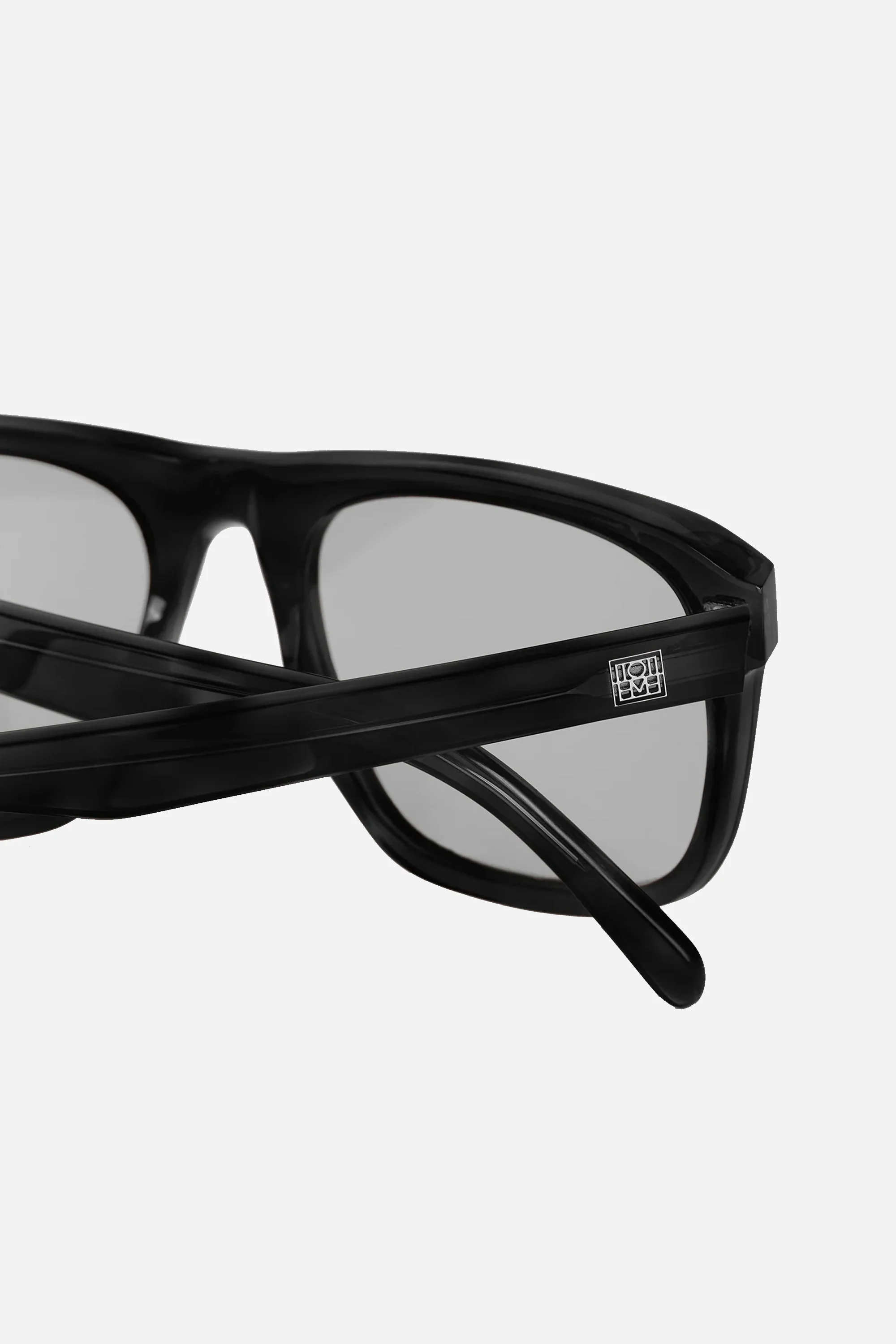 Navigator Sunglasses Black - Image 2