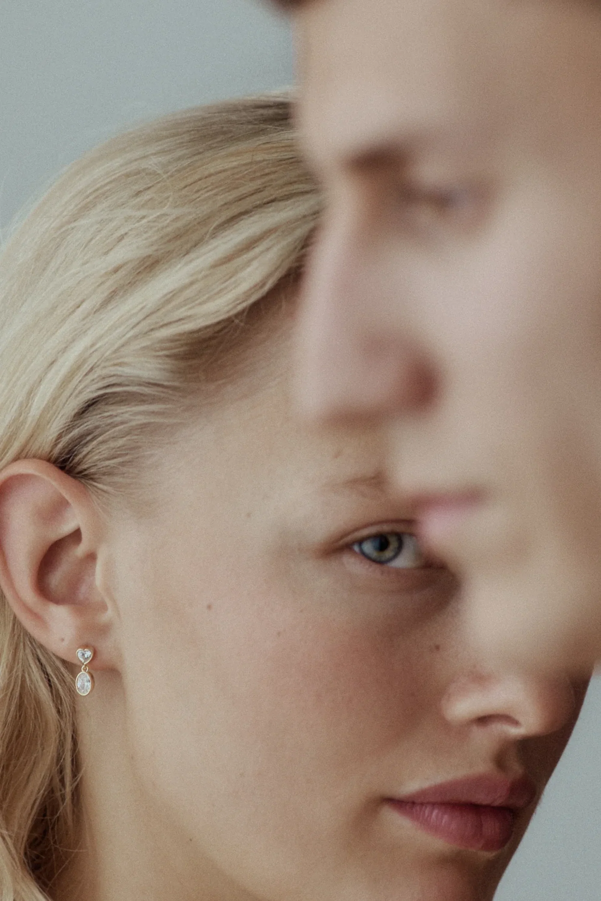 Ophelia Earring Gold - Image 2