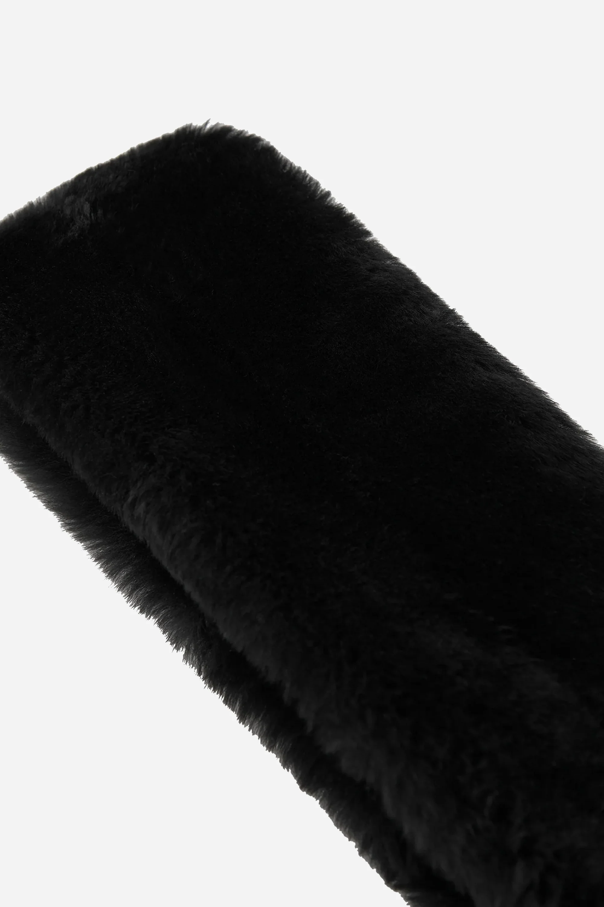 Shearling Headband Black - Image 2