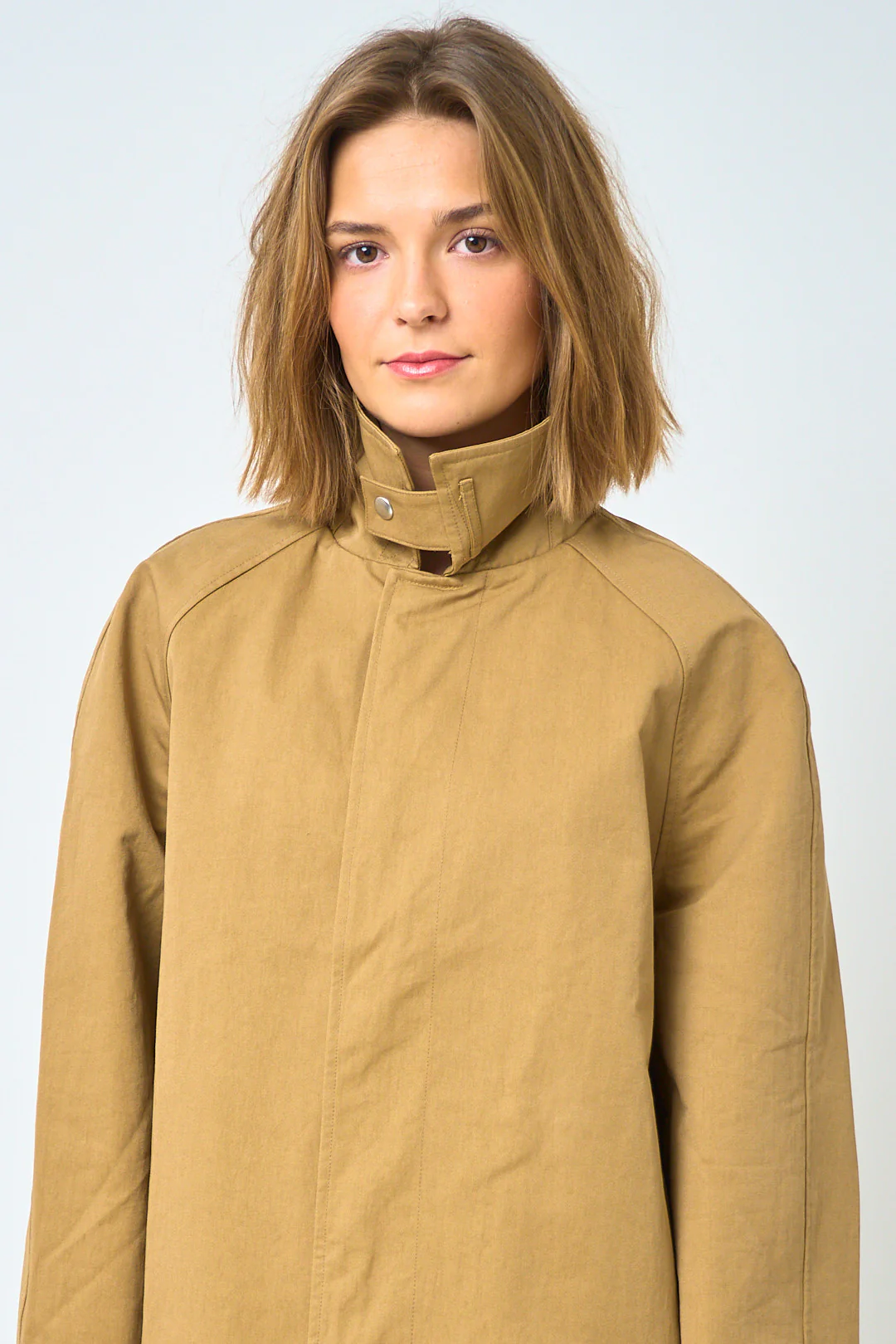 Short Raglan Coat Dark Sand - Image 10