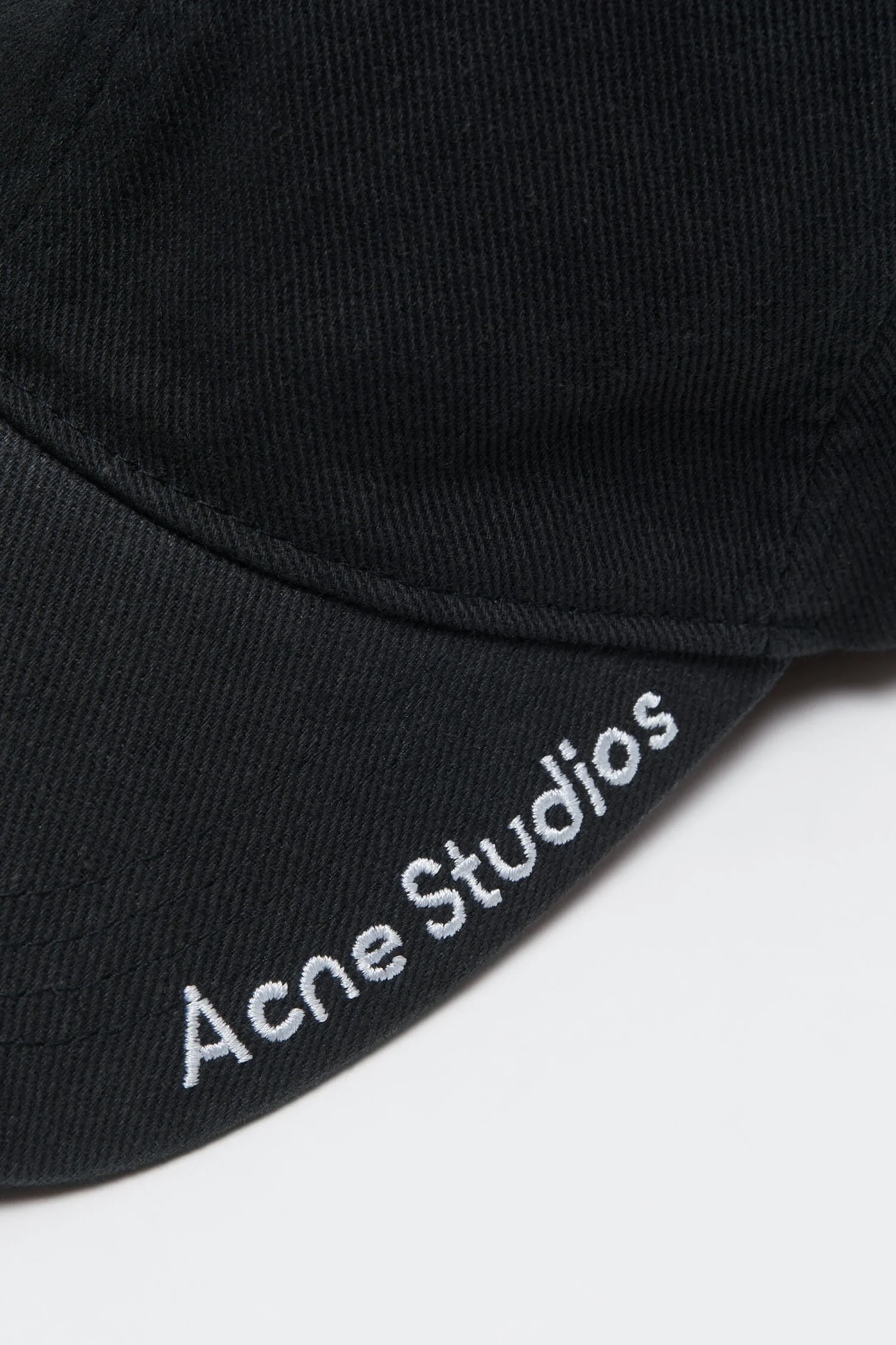 Twill Logo Cap Black - Image 3