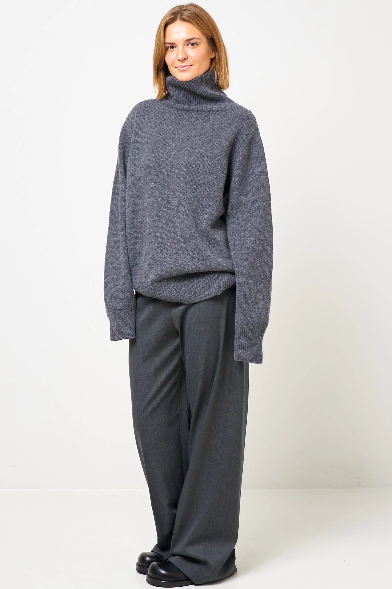 Visse Roll Neck Sweater Anthracite Grey - Image 3
