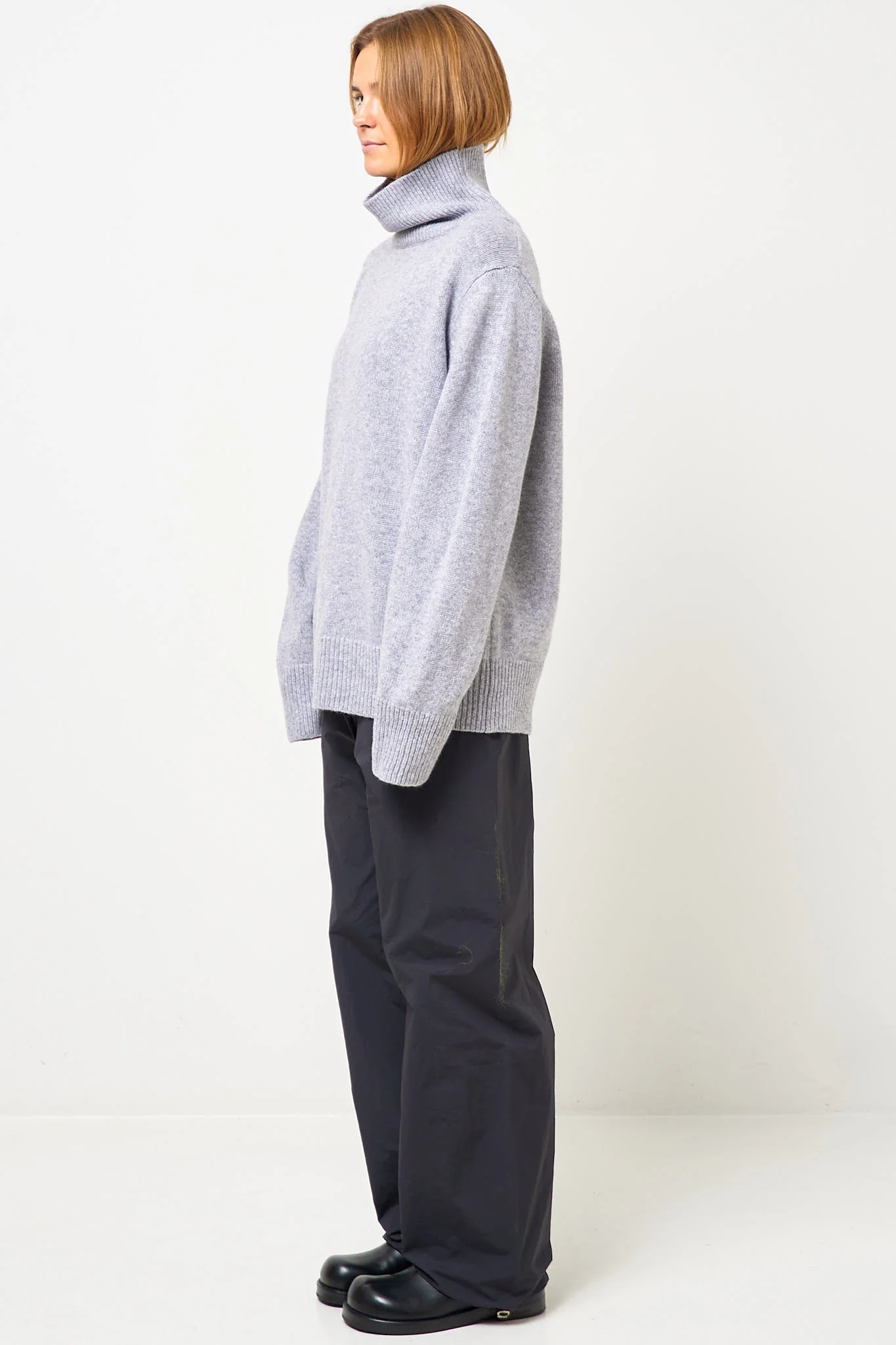 Visse Roll Neck Sweater City Grey - Image 2