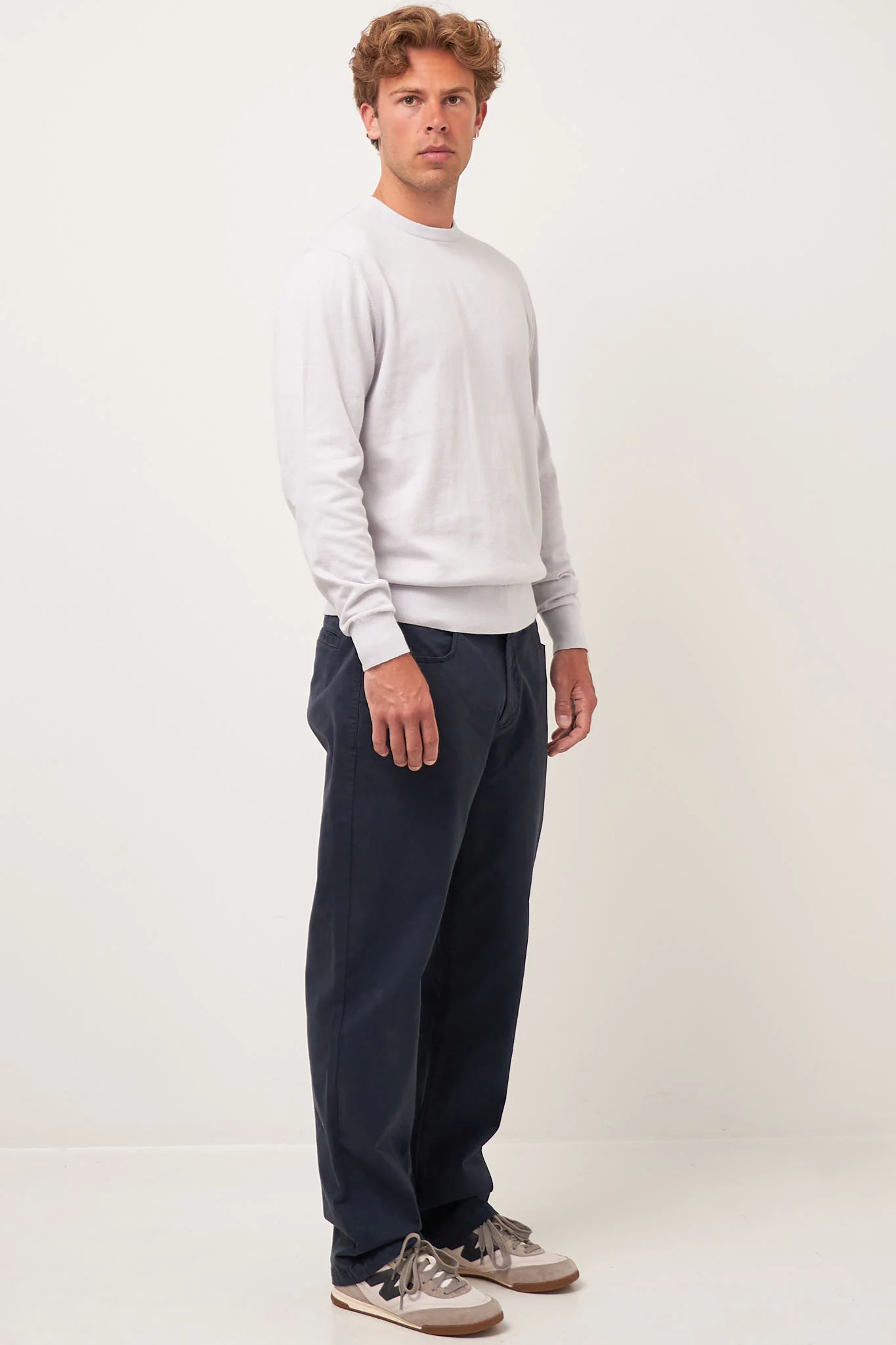 Walker Chinos Navy - Image 4