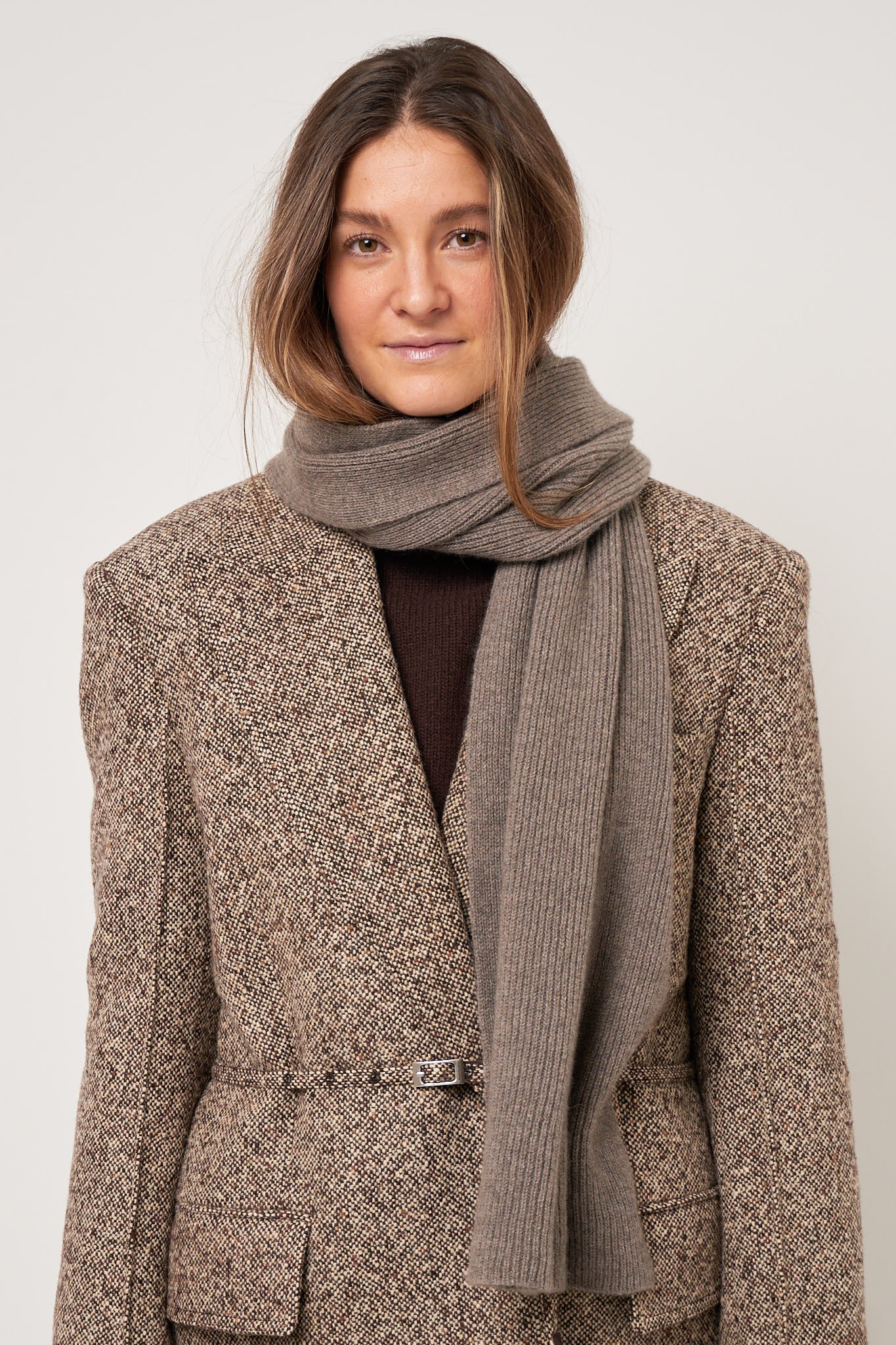 Windsor Cashmere Scarf Taupe - Image 2