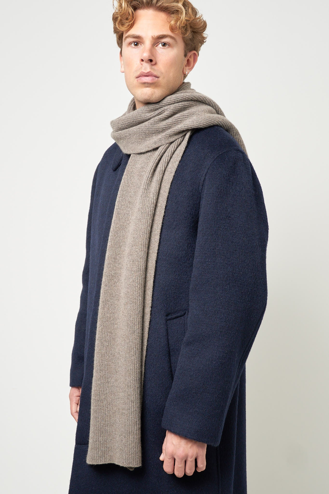 Windsor Cashmere Scarf Taupe - Image 5